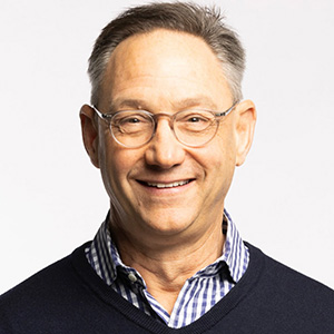 headshot of ken pucker