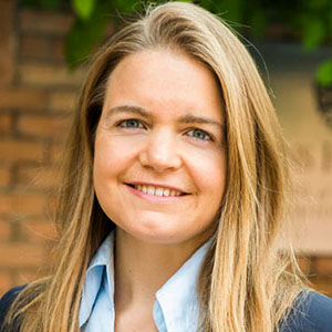 Nina Hall