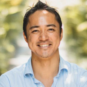 Tomo Hamakawa