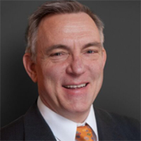 headshot of andrew king