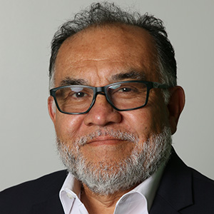 alt=