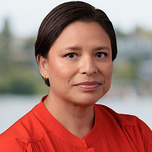 alt=