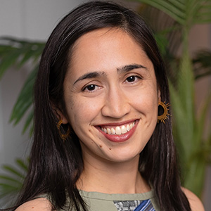 headshot of melanie meinzer