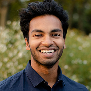 Headshot of Vikas Maturi
